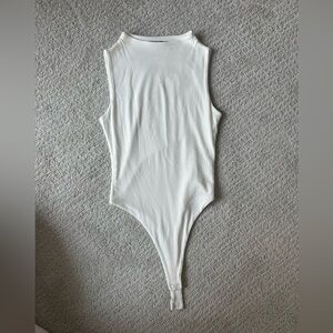 NAKED WARDROBE Sleeveless Sculpt Bodysuit- White